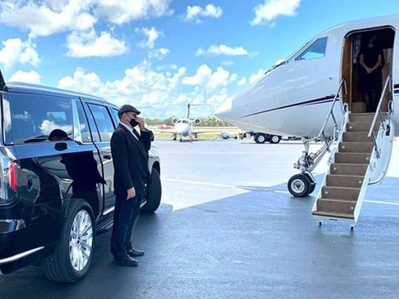 Super Quick Airport Limo Burlington Pickup Straight From Pearson (1)